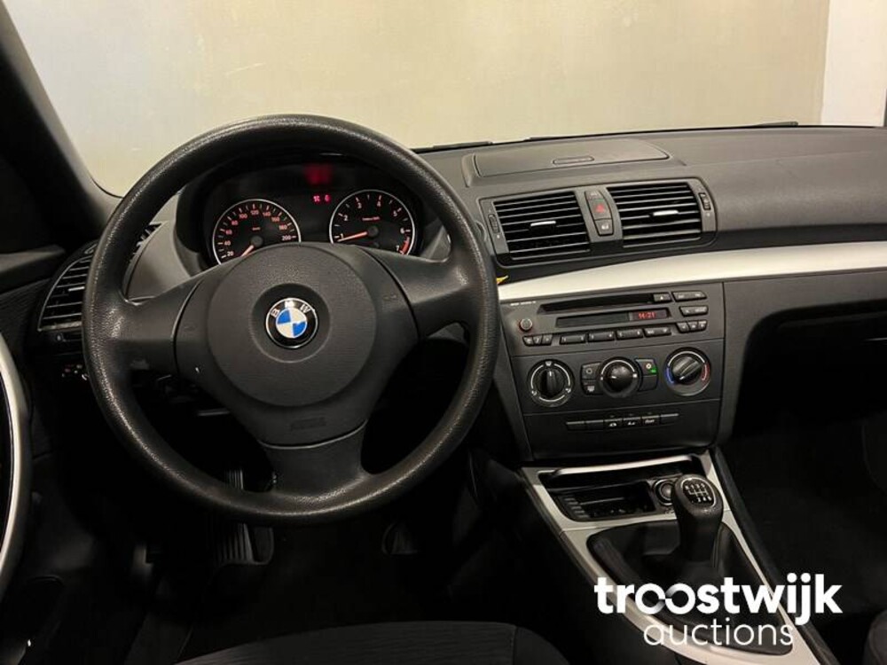 BMW 118i Executive Cabriolet 143PS 2008 -Orig. NL- 1er, 62-GBB-9