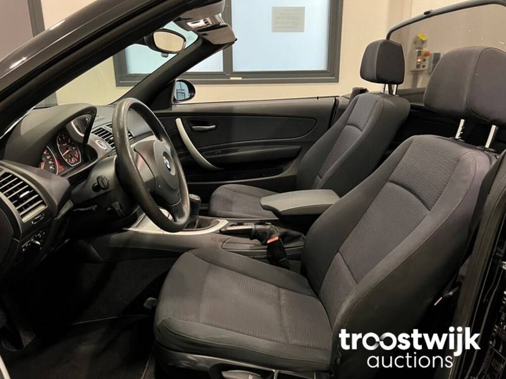 BMW 118i Executive Cabriolet 143PS 2008 -Orig. NL- 1er, 62-GBB-9