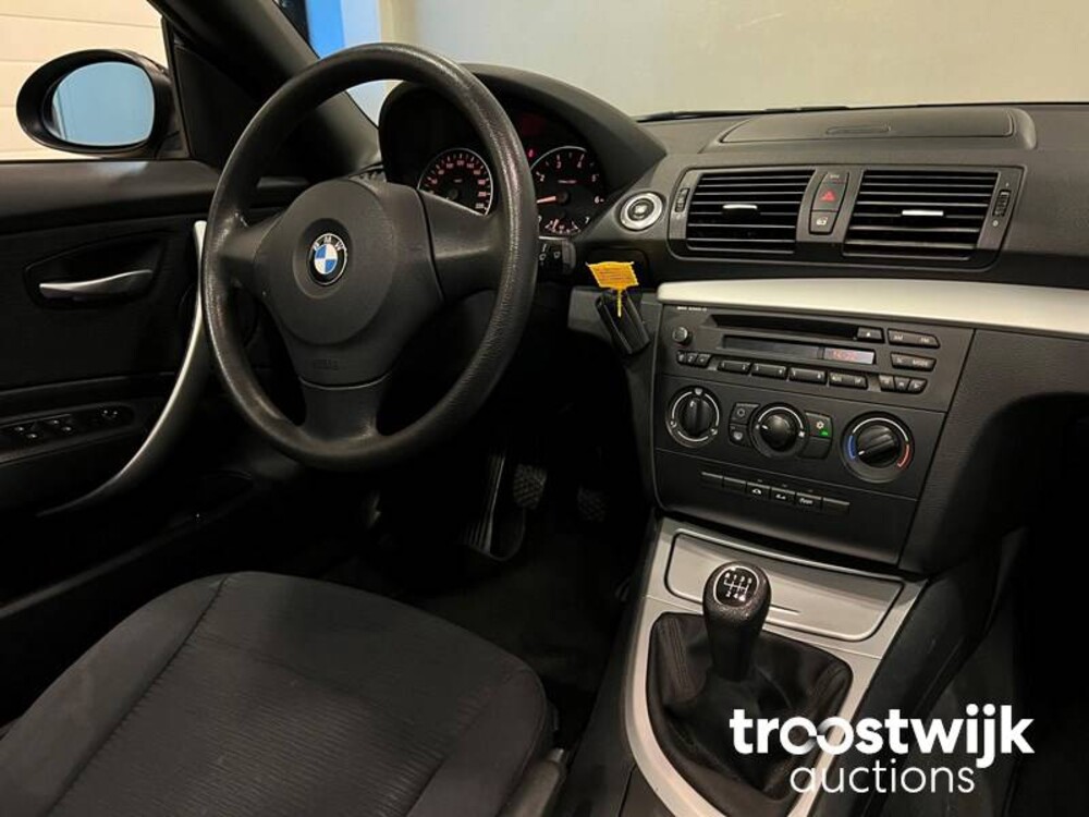 BMW 118i Executive Cabriolet 143PS 2008 -Orig. NL- 1er, 62-GBB-9