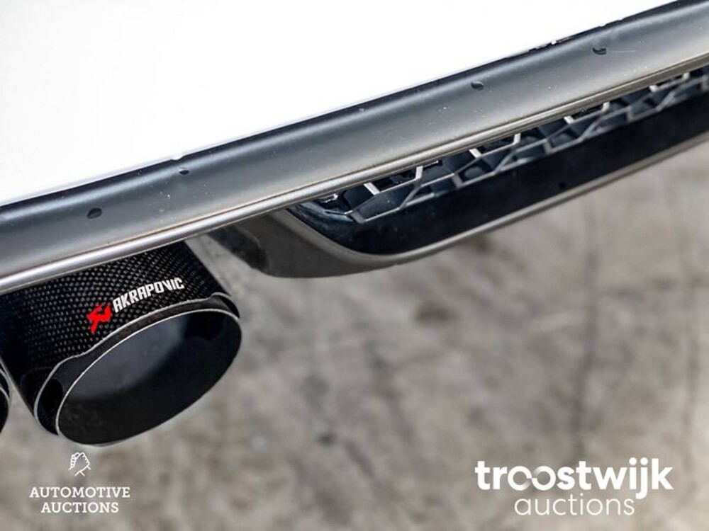 BMW X5M (F15) 4.4 V8 Akrapovic 575PS 2015, N-425-XZ