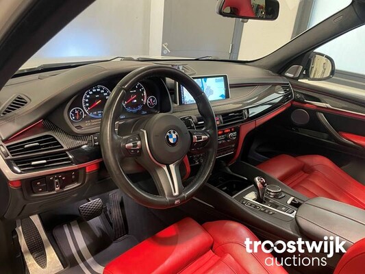 BMW X5M (F15) 4.4 V8 Akrapovic 575hp 2015, N-425-XZ
