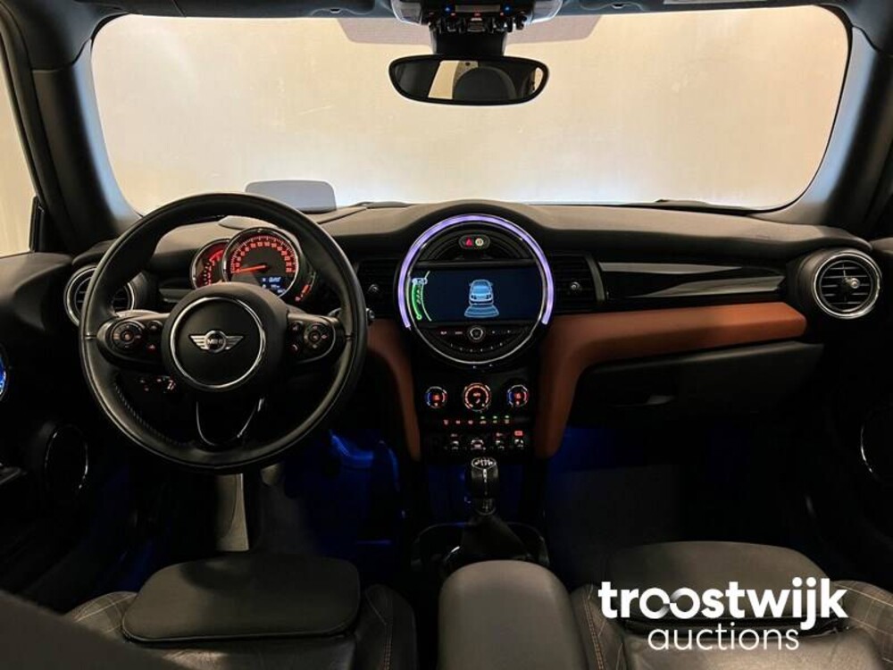 Mini Cooper D Seven 7 Chili 1.5 Serious Business 116PS 2017 -Orig. NL-, PV-762-T