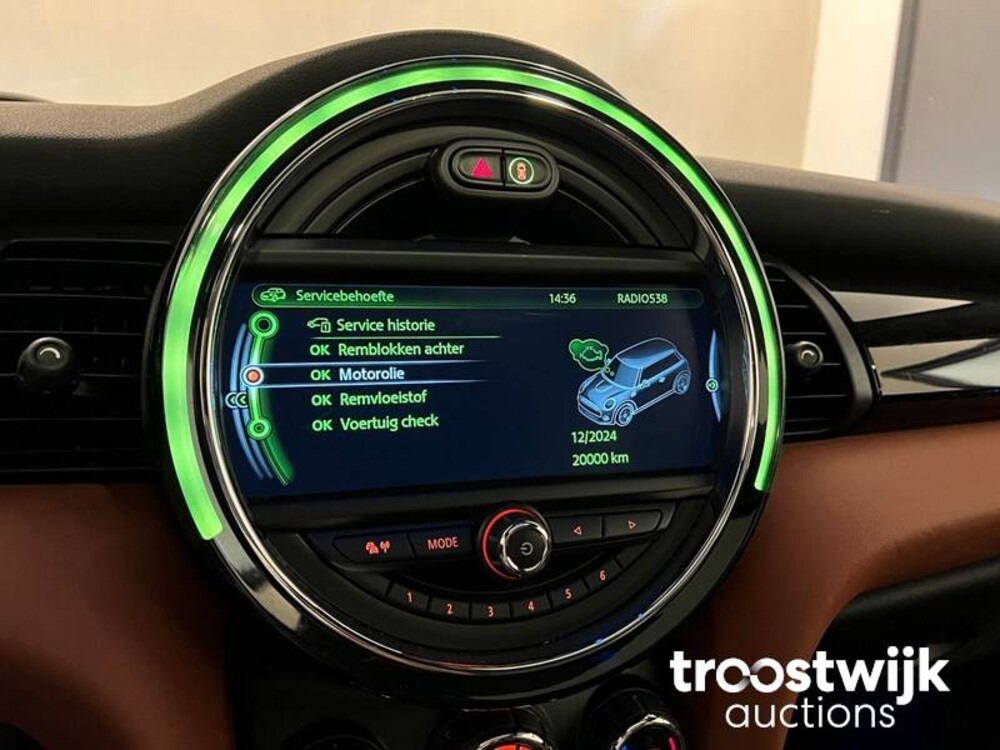 Mini Cooper D Seven 7 Chili 1.5 Serious Business 116PS 2017 -Orig. NL-, PV-762-T