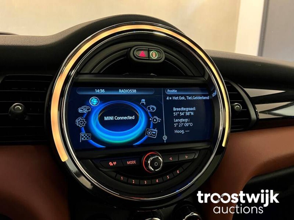 Mini Cooper D Seven 7 Chili 1.5 Serious Business 116PS 2017 -Orig. NL-, PV-762-T
