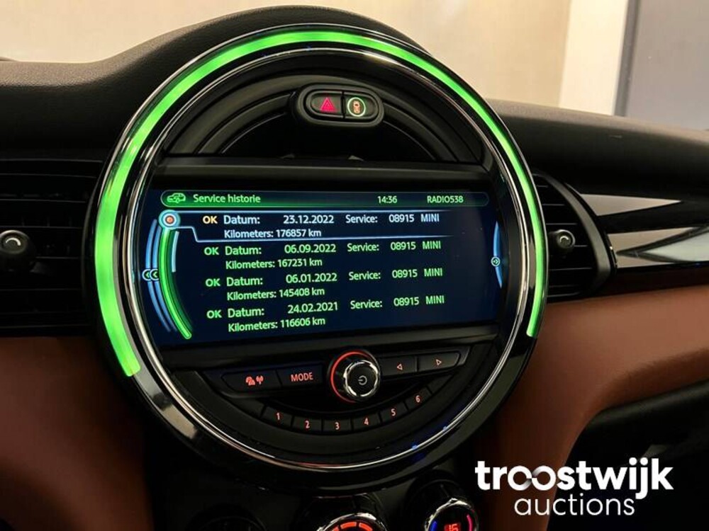 Mini Cooper D Seven 7 Chili 1.5 Serious Business 116PS 2017 -Orig. NL-, PV-762-T