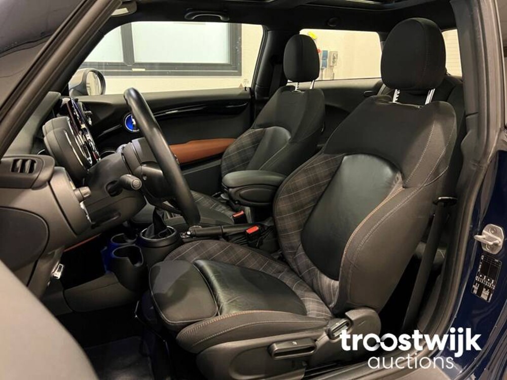 Mini Cooper D Seven 7 Chili 1.5 Serious Business 116PS 2017 -Orig. NL-, PV-762-T