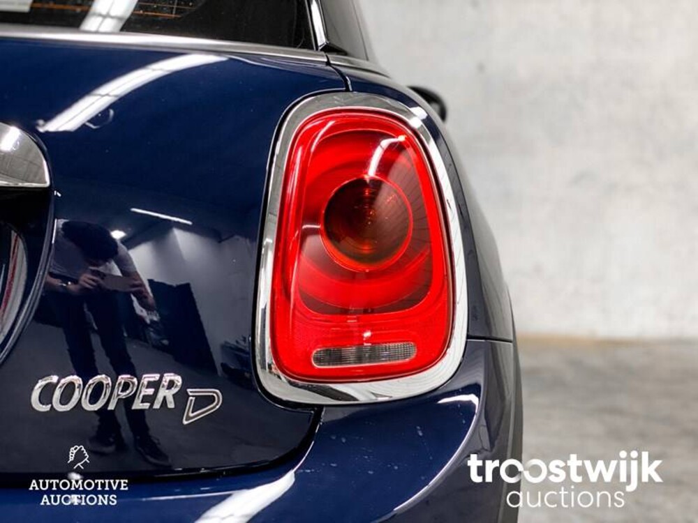 Mini Cooper D Seven 7 Chili 1.5 Serious Business 116PS 2017 -Orig. NL-, PV-762-T