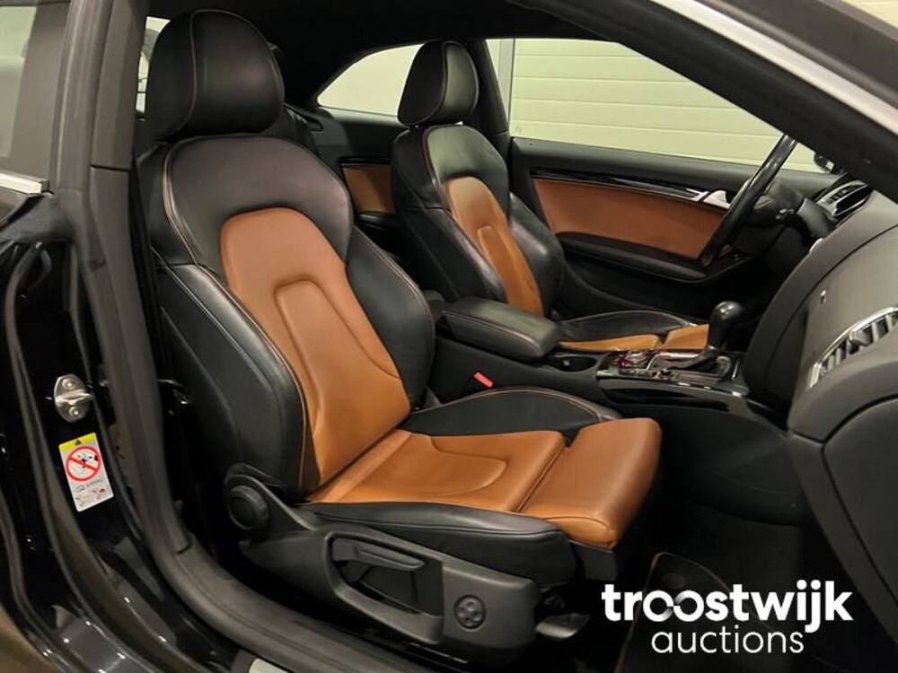 Audi A5 Coupé 2.0 TFSI Automaat 179PS 2010, 30-RJG-5