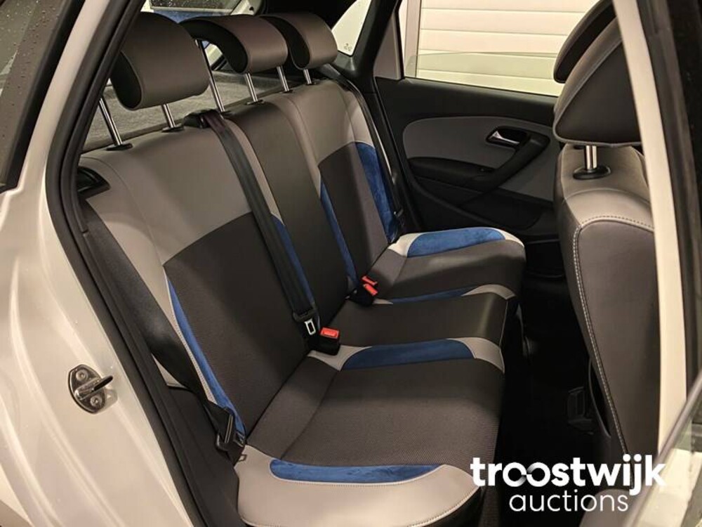 Volkswagen Polo TSI Blue GT 140PS 2013, TF-725-J