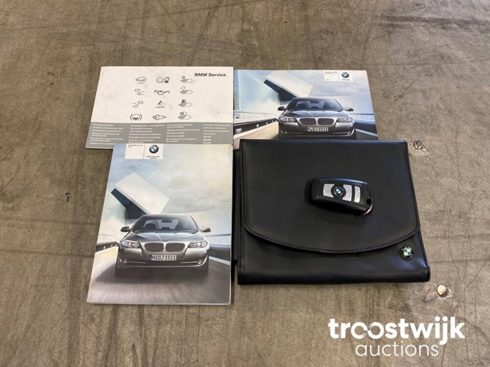 BMW 528i M-Sport High Executive 258PS 2011 -Orig. NL-, 30-RBZ-5
