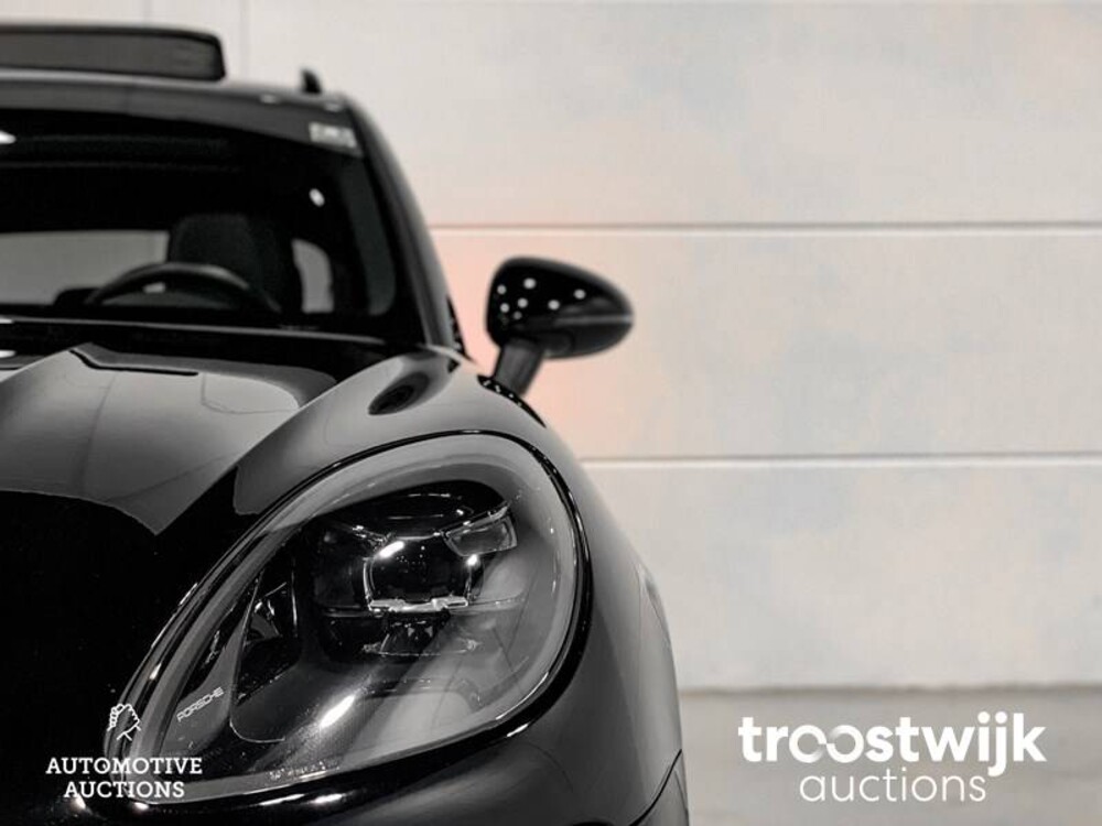 Porsche Macan GTS 2.9 V6 NEUES MODELL SportChrono 381hp 2020, J-928-TH