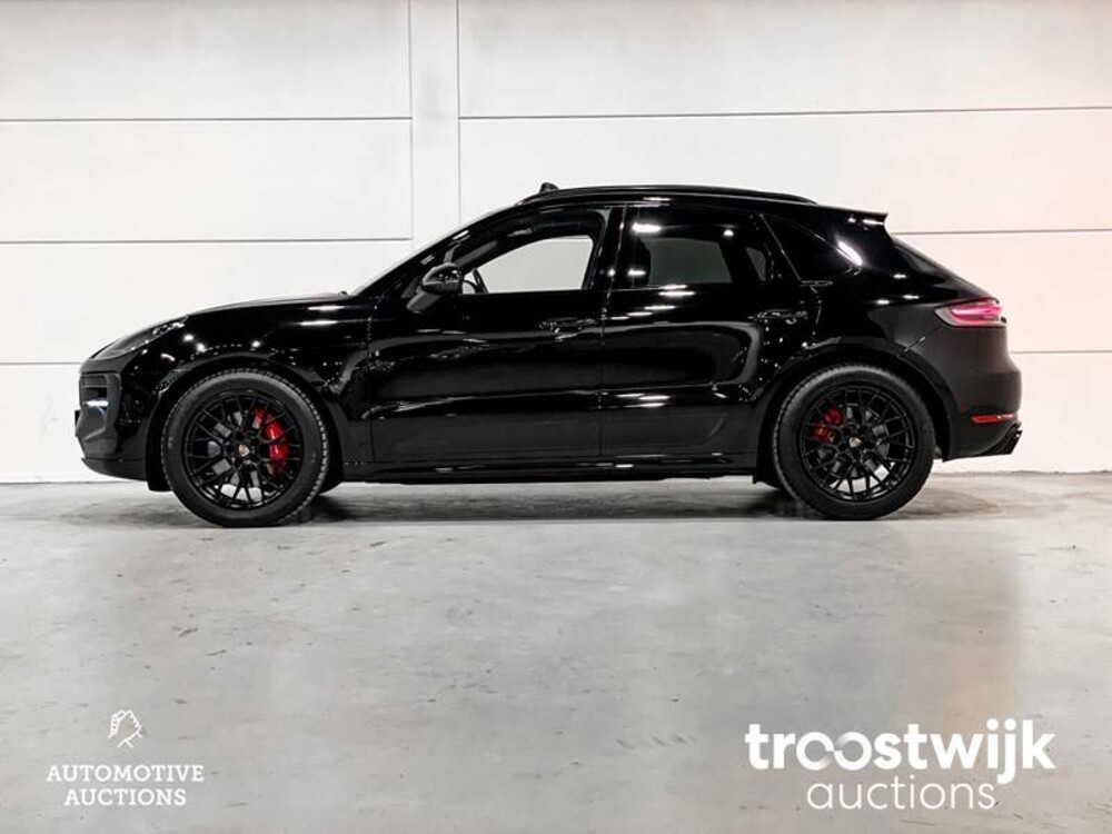 Porsche Macan GTS 2.9 V6 NEUES MODELL SportChrono 381hp 2020, J-928-TH
