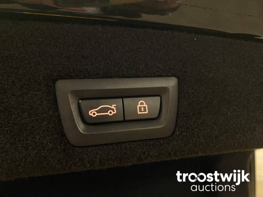 BMW 750Li High Executive Twin Power Turbo 449 PS 2016 7er Serie, PL-586-X