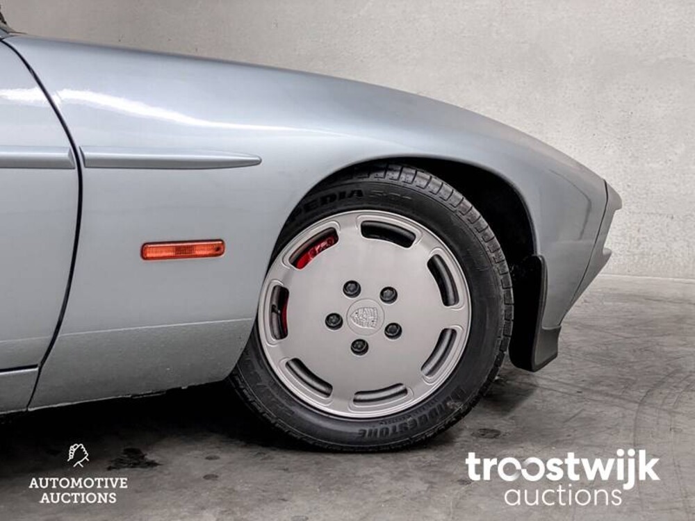 Porsche 928 S 4.7 Coupé 300 PS 1986, NB-JH-42