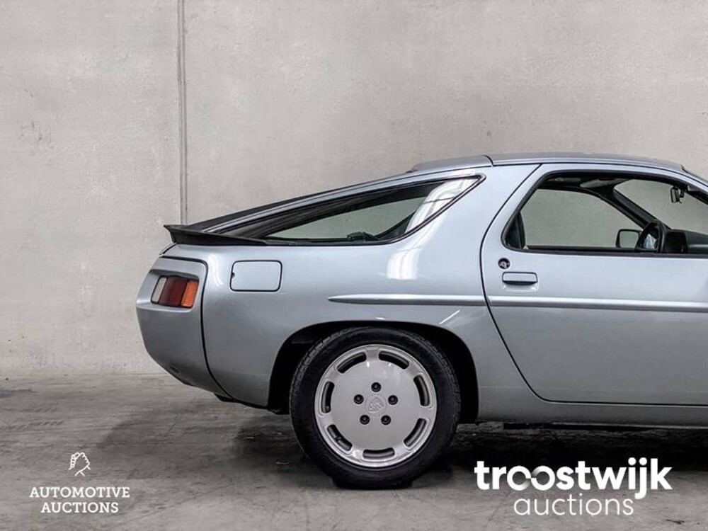 Porsche 928 S 4.7 Coupé 300 PS 1986, NB-JH-42