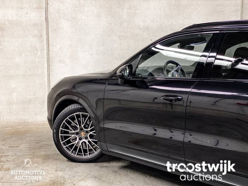 Porsche Cayenne S 2.9 V6 441 PS NEUES MODELL 2017, XK-673-D