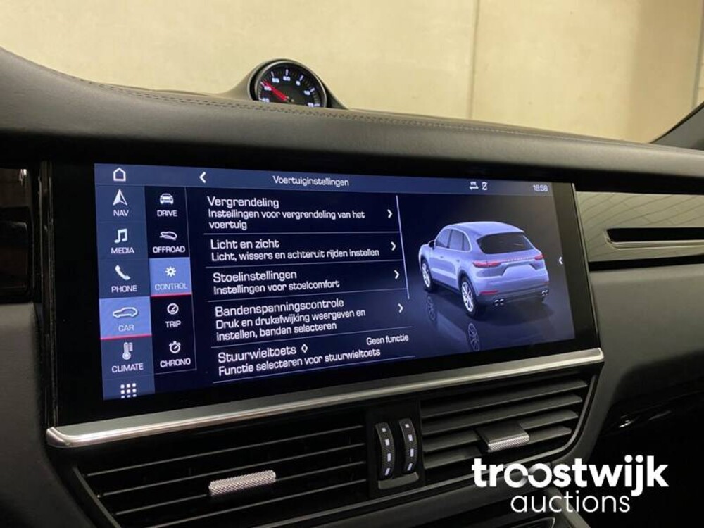 Porsche Cayenne S 2.9 V6 441 PS NEUES MODELL 2017, XK-673-D