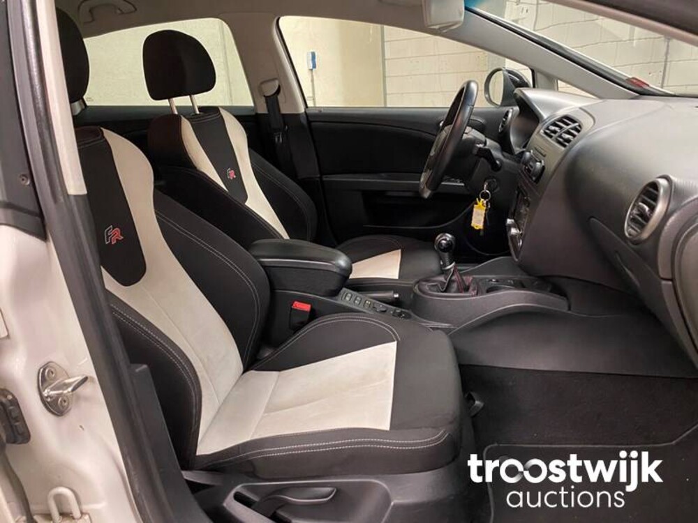 Seat Leon 2.0 TFSI FR  211PS 2011, TR-663-X