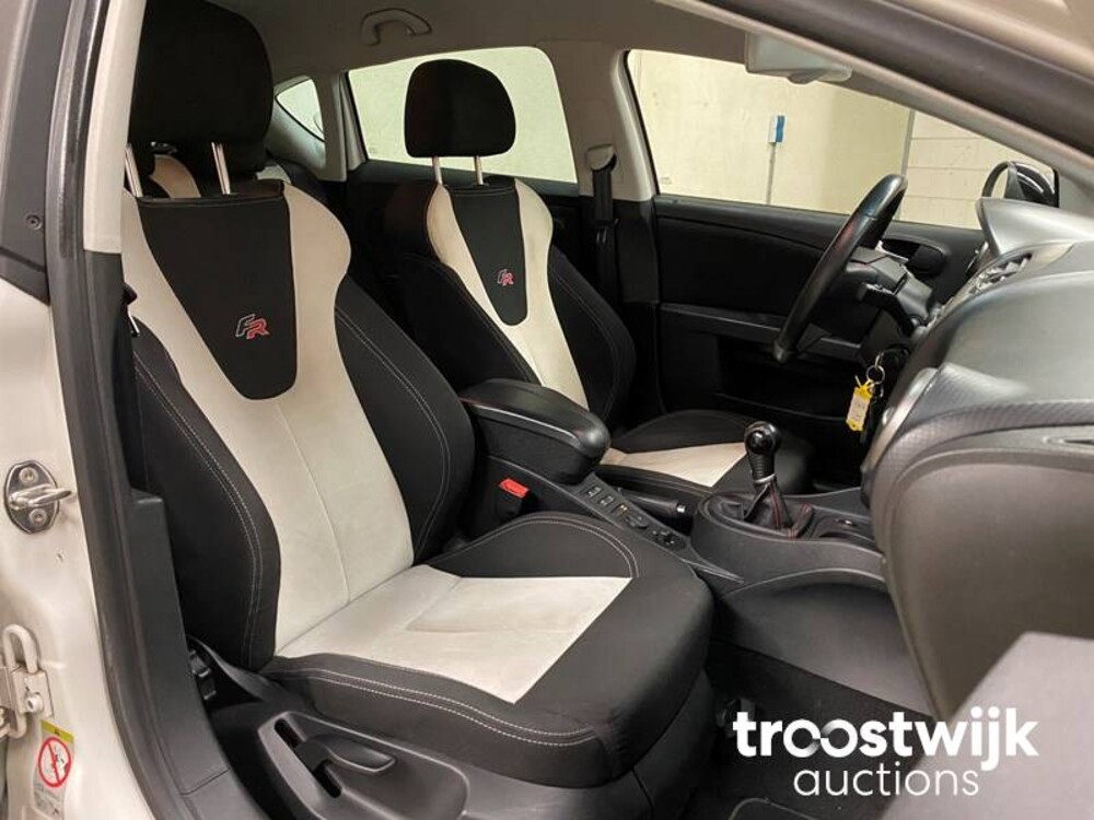 Seat Leon 2.0 TFSI FR  211PS 2011, TR-663-X