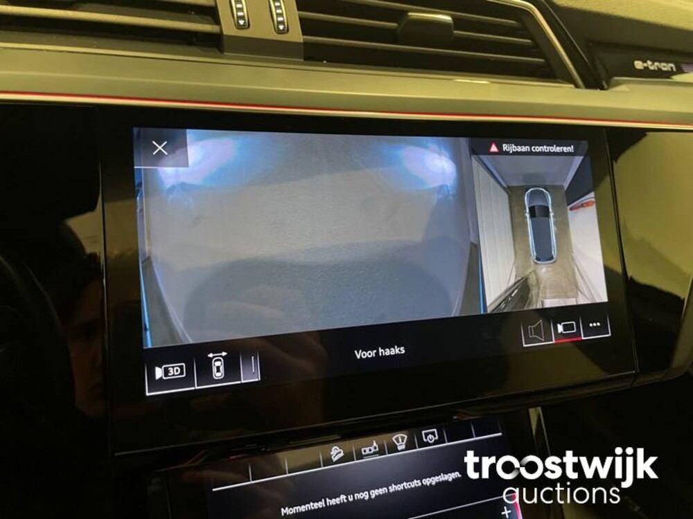 Audi e-tron 55 Sport Quattro Advanced 95 kWh 408pk 2018 -Orig. NL-, XH-703-D