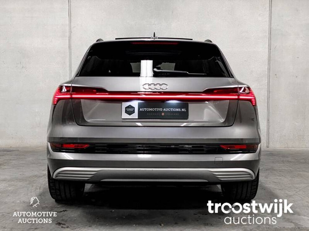 Audi e-tron 55 Sport Quattro Advanced 95 kWh 408pk 2018 -Orig. NL-, XH-703-D