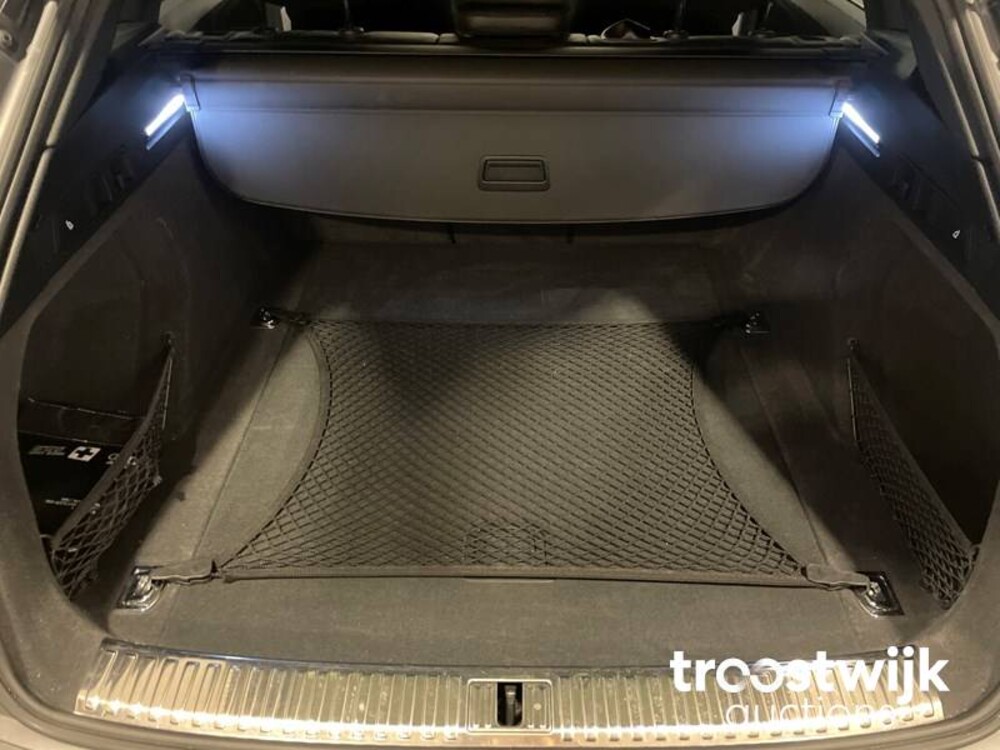 Audi e-tron 55 Sport Quattro Advanced 95 kWh 408pk 2018 -Orig. NL-, XH-703-D