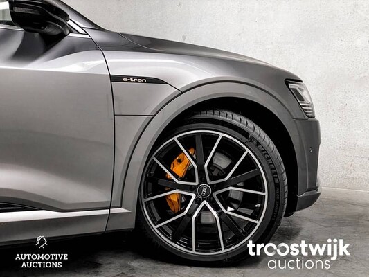 Audi e-tron 55 Sport Quattro Advanced 95 kWh 408hp 2018 -Orig. NL-, XH-703-D