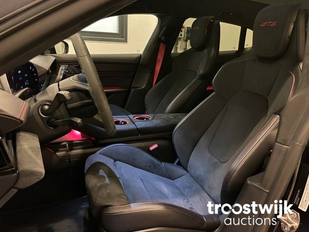 Porsche Taycan Sport Turismo GTS 84 kWh 517pk 2022 Fabrieksgarantie, R-954-DS