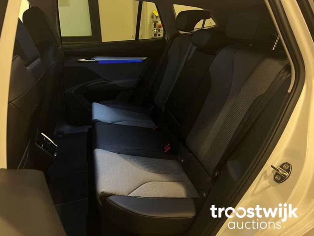 Skoda Enyaq iV 80 77 kWh 204pk 2022, R-401-NV