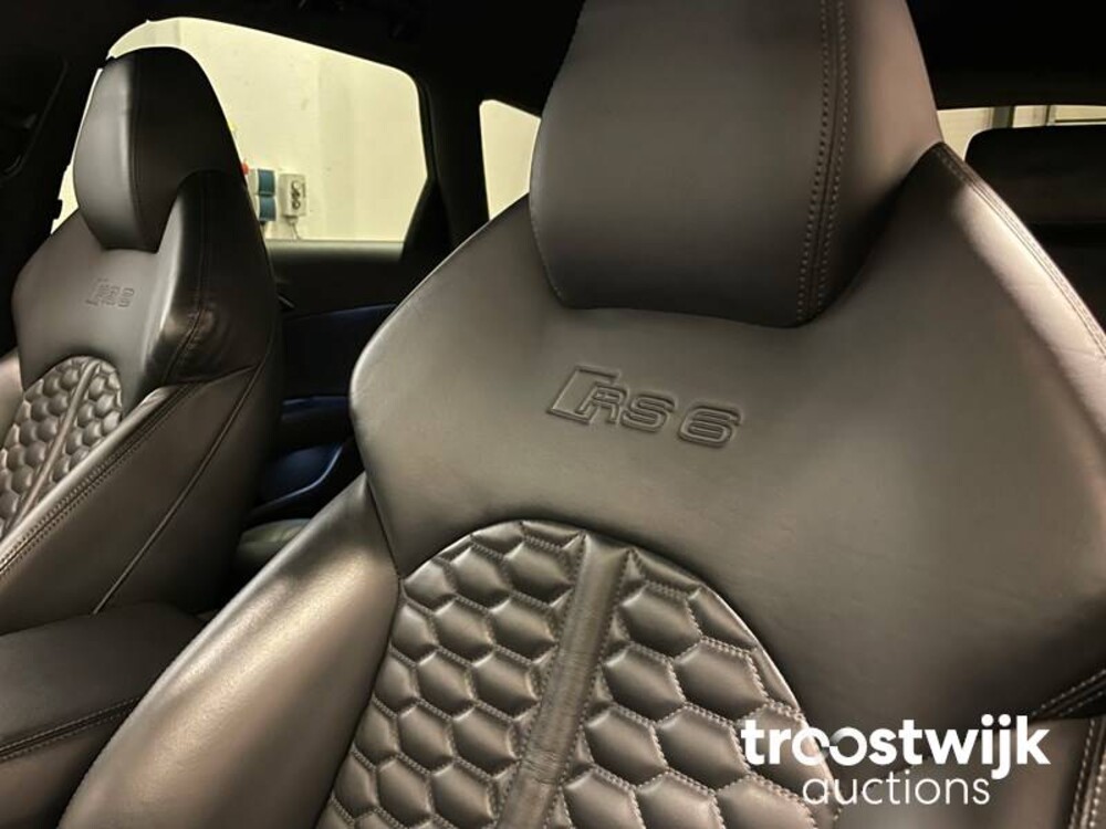 Audi RS6 Avant 4.0 V8 TFSI Quattro 560PS 2014, H-867-DV