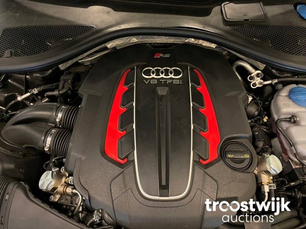 Audi RS6 Avant 4.0 V8 TFSI Quattro 560PS 2014, H-867-DV