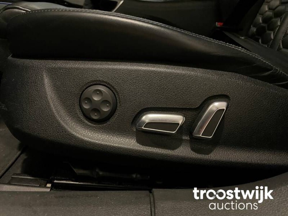 Audi RS6 Avant 4.0 V8 TFSI Quattro 560PS 2014, H-867-DV