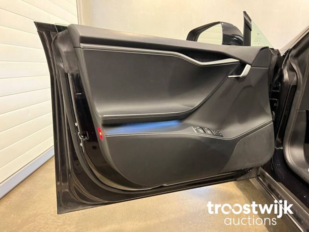 Tesla Model S 75D Base 333pk 2018 -Orig. NL-, TV-262-Z