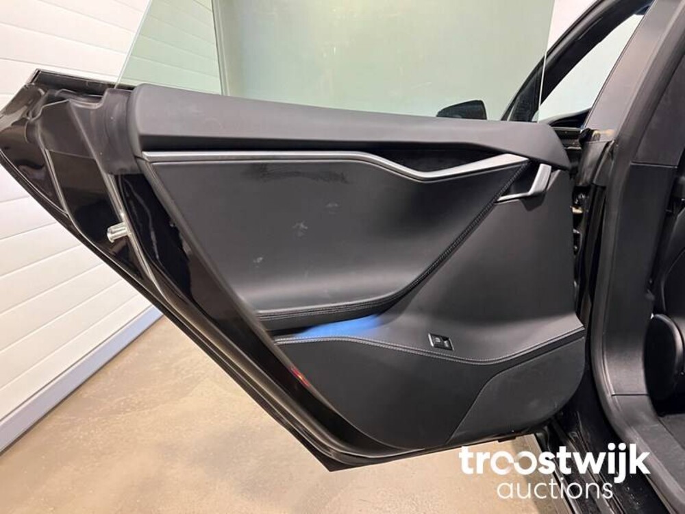 Tesla Model S 75D Base 333pk 2018 -Orig. NL-, TV-262-Z
