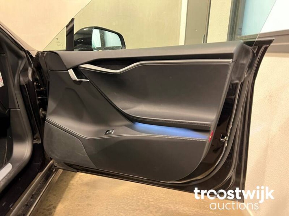 Tesla Model S 75D Base 333pk 2018 -Orig. NL-, TV-262-Z