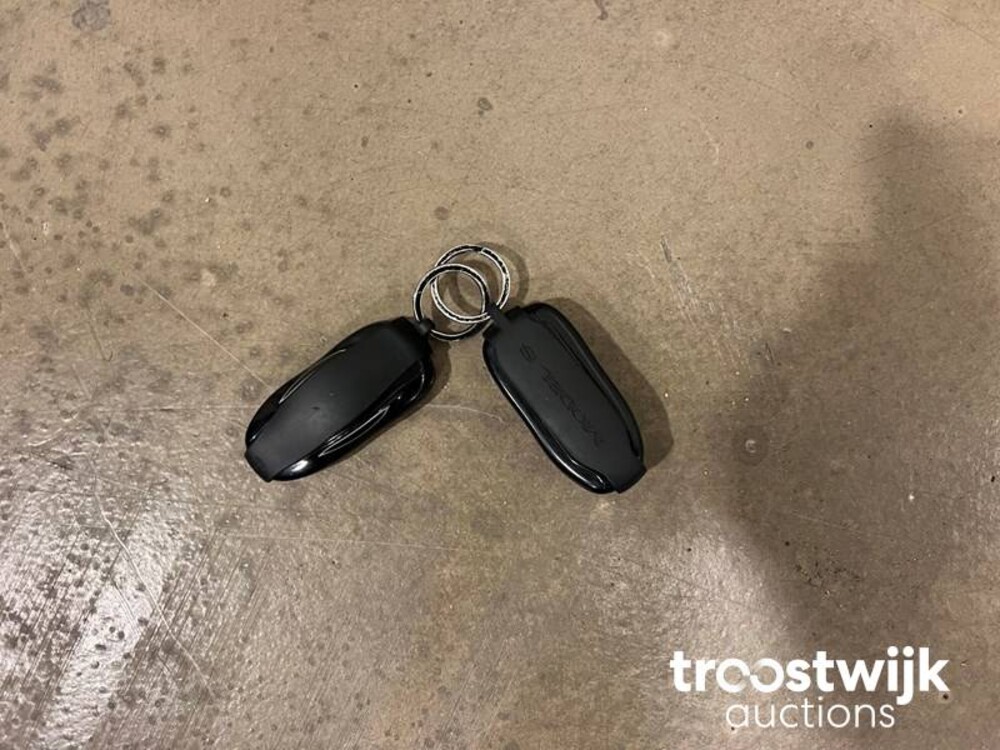 Tesla Model S 75D Base 333pk 2018 -Orig. NL-, TV-262-Z