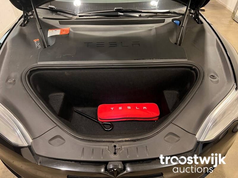 Tesla Model S 75D Base 333pk 2018 -Orig. NL-, TV-262-Z