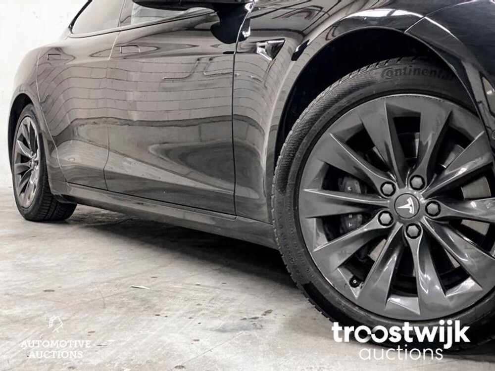 Tesla Model S 75D Base 333pk 2018 -Orig. NL-, TV-262-Z