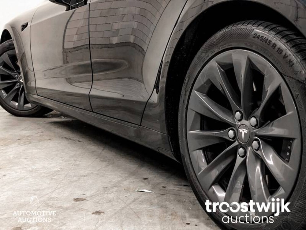 Tesla Model S 75D Base 333pk 2018 -Orig. NL-, TV-262-Z