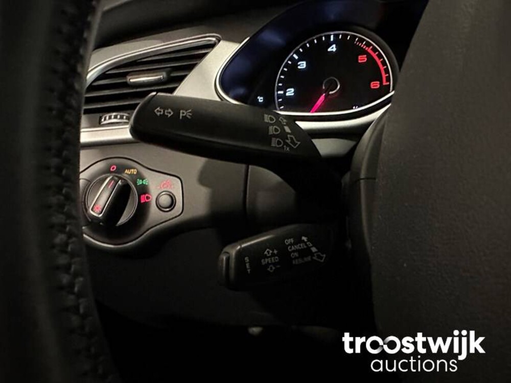 Audi A4 Avant 2.0 TDI Pro Line 190PS 2016 -Orig. NL-, HT-051-R