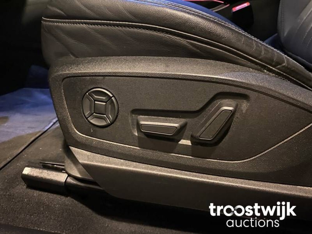 Audi E-tron 55 quattro advanced 408pk 2019