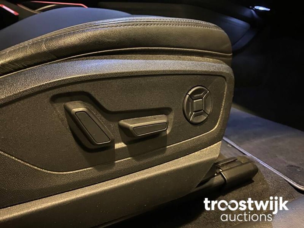 Audi E-tron 55 quattro advanced 408pk 2019