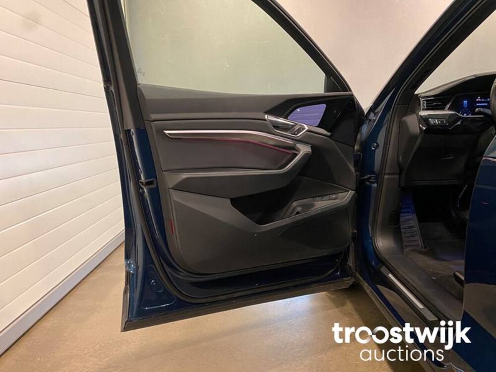 Audi E-tron 55 quattro advanced 408pk 2019