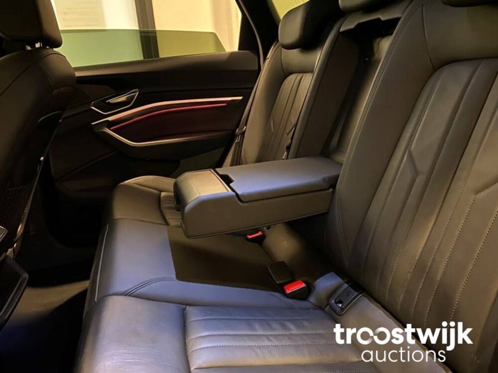 Audi E-tron 55 quattro advanced 408pk 2019