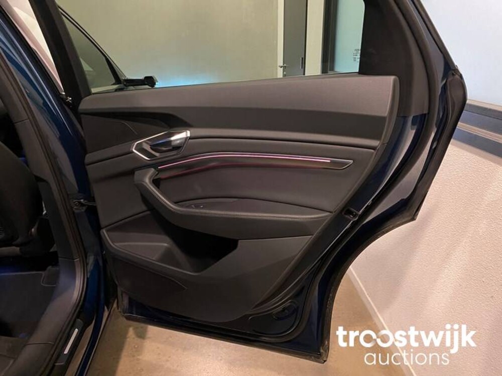 Audi E-tron 55 quattro advanced 408pk 2019