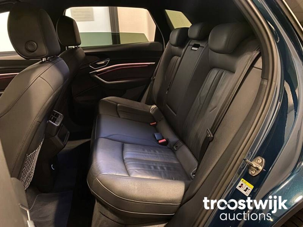 Audi E-tron 55 quattro advanced 408pk 2019