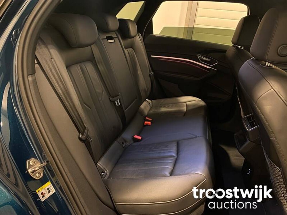 Audi E-tron 55 quattro advanced 408pk 2019