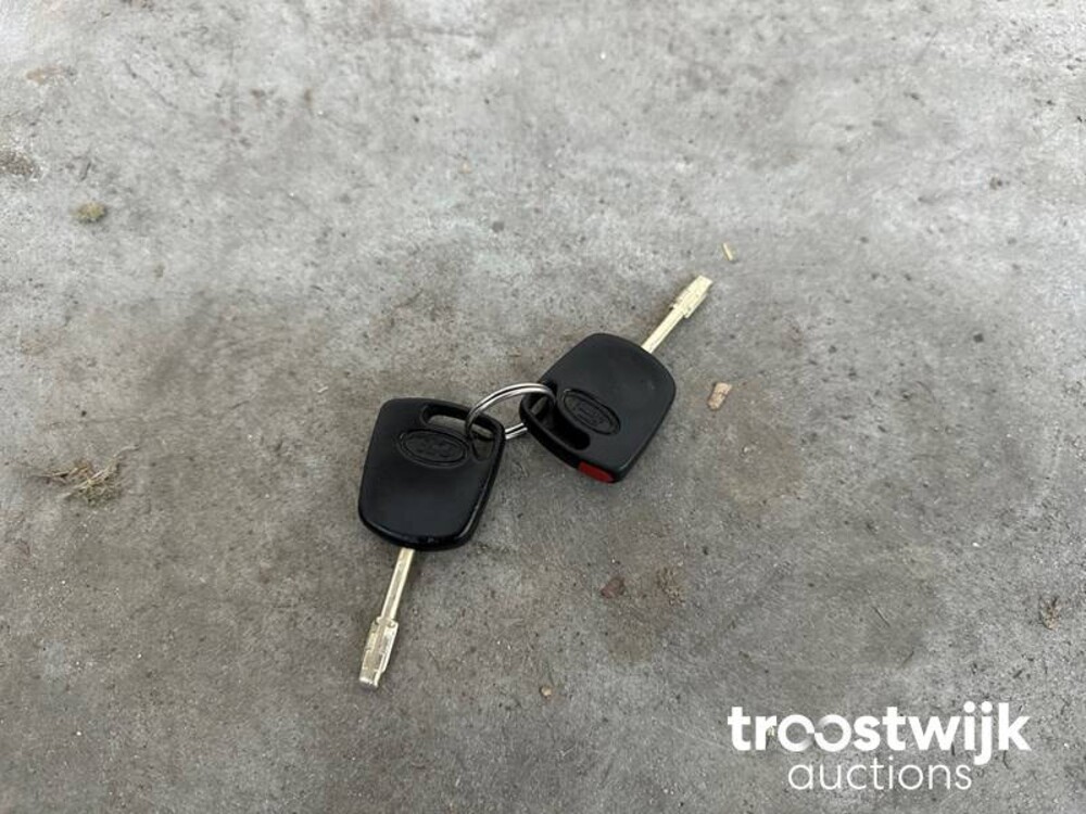 Ford Ka 1.3 Style 60pk 2005, -Orig.NL-, 18-RF-KG