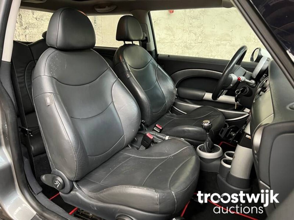 Mini Mini Cooper S R50 163pk 2002