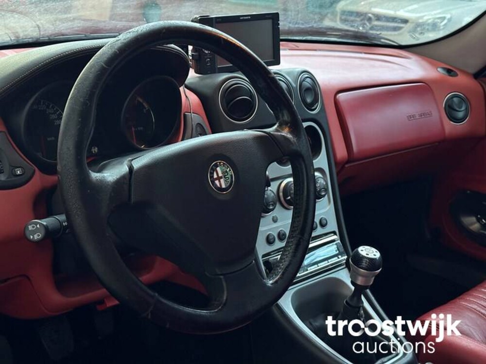 Alfa Romeo GTV 3.2 240pk 2003